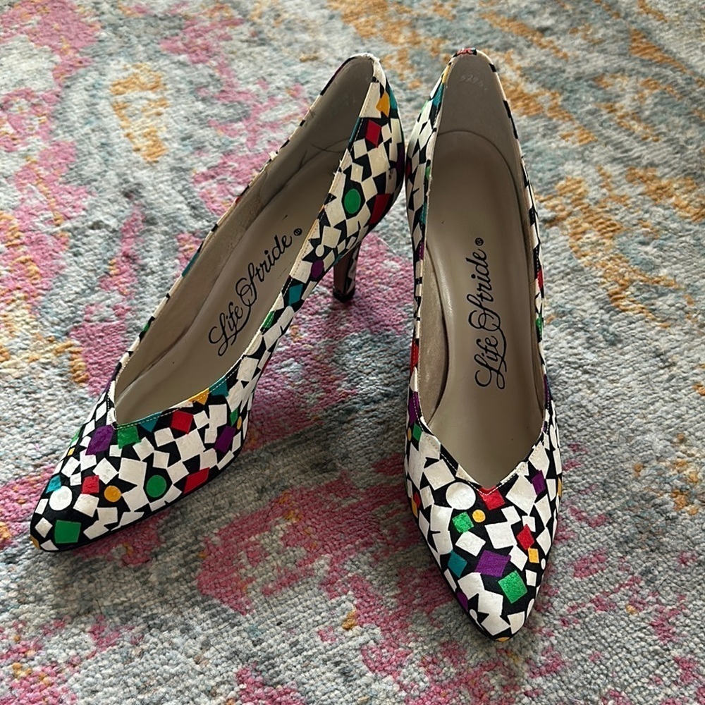 VINTAGE Life Stride Women's Colorful Geometric Heels EUC